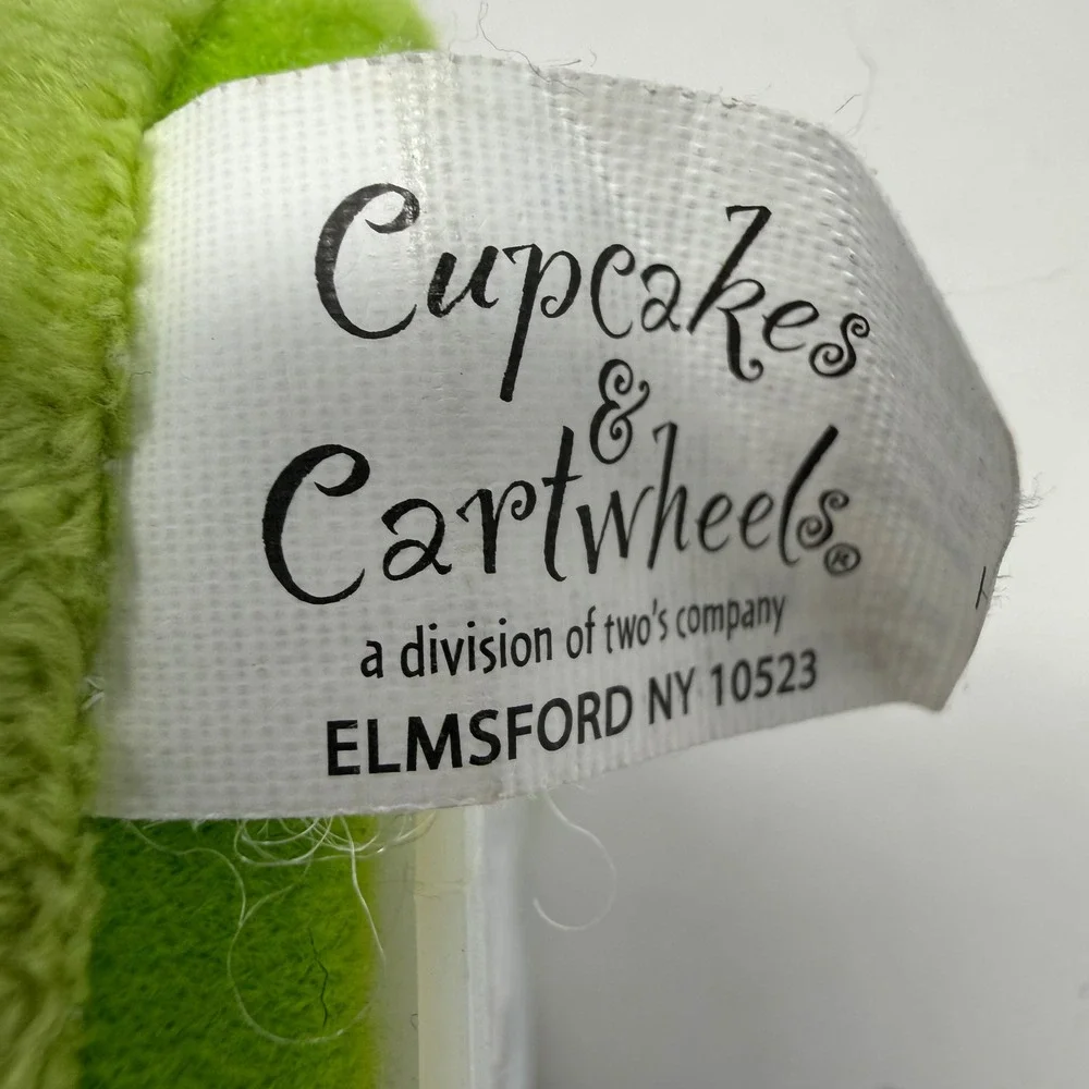 Cupcakes & Cartwheels cupcakes cartwheels